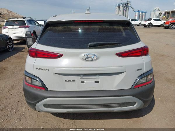 2022 HYUNDAI KONA SE