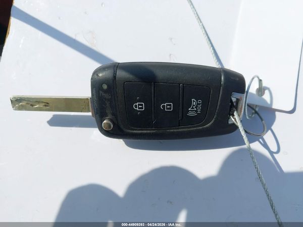 2022 HYUNDAI KONA SE
