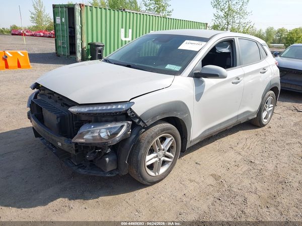 2022 HYUNDAI KONA SE