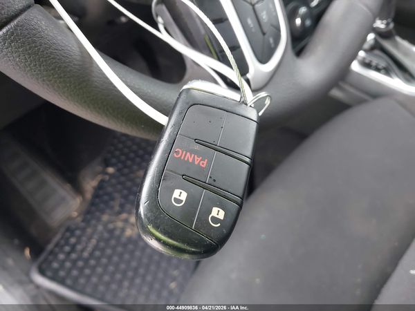 2023 JEEP RENEGADE LATITUDE 4X4