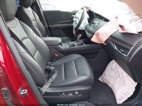 2023 CADILLAC XT4 AWD SPORT