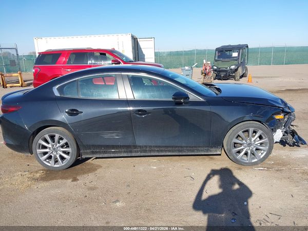 2022 MAZDA MAZDA3 SELECT