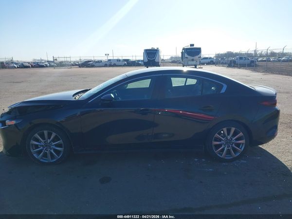 2022 MAZDA MAZDA3 SELECT