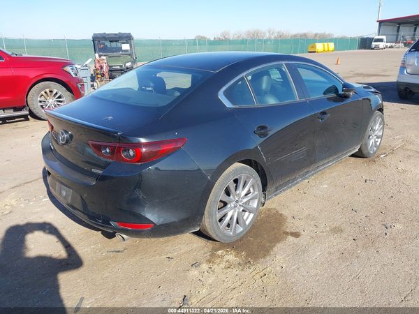 2022 MAZDA MAZDA3 SELECT