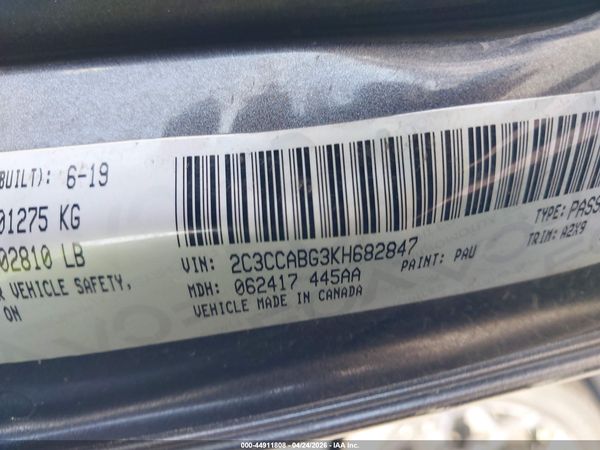 2019 CHRYSLER 300 300S — I9