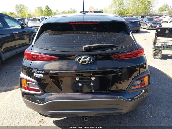 2020 HYUNDAI KONA SE