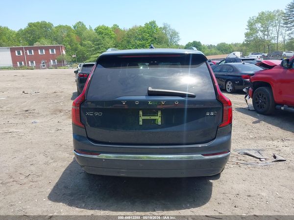 2025 VOLVO XC90 B5 CORE