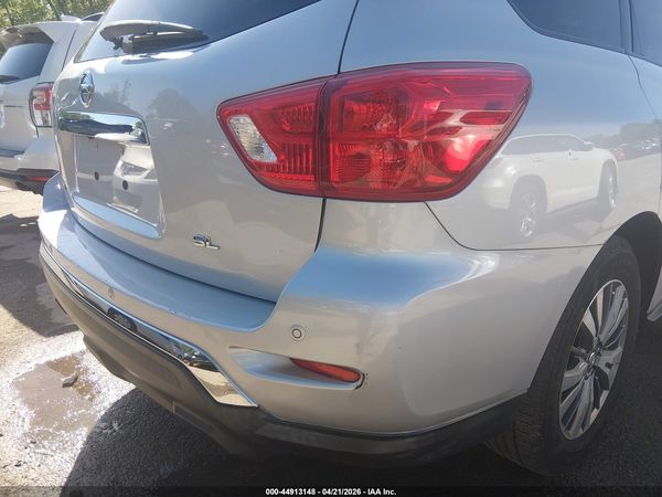 2018 NISSAN PATHFINDER SL