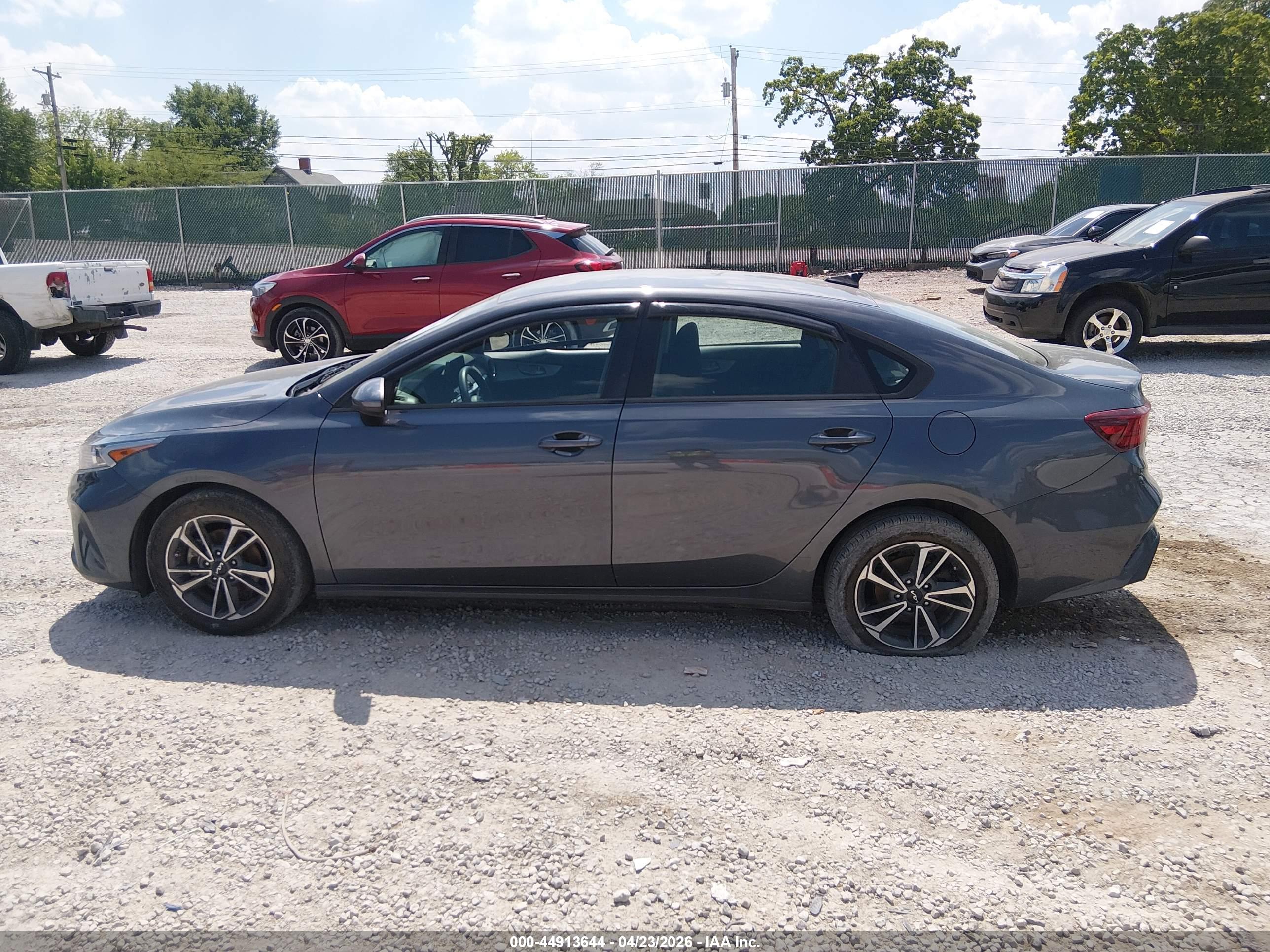 2024 KIA FORTE LXS