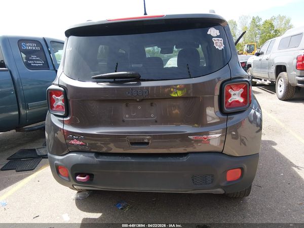 2018 JEEP RENEGADE TRAILHAWK 4X4