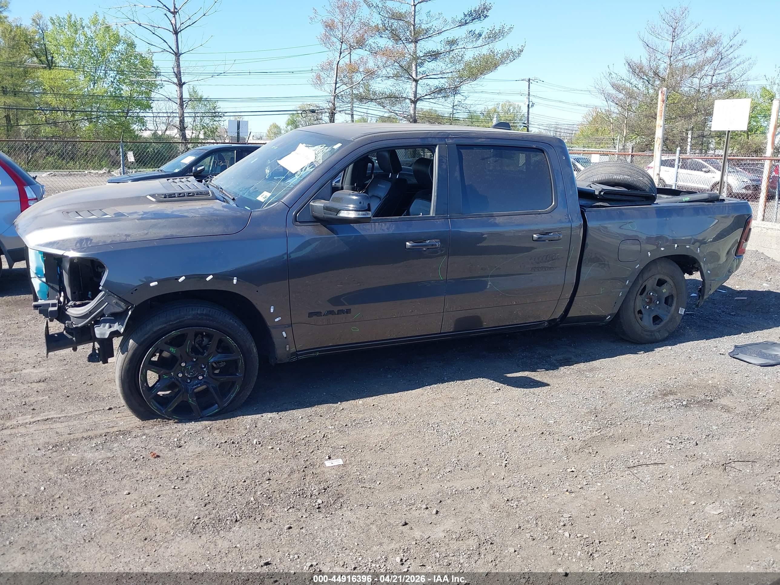 2021 RAM 1500 LARAMIE  4X4 6'4 BOX