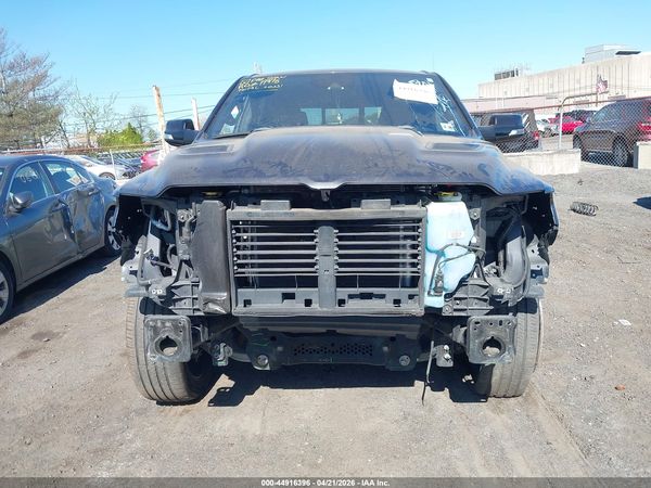 2021 RAM 1500 LARAMIE  4X4 6'4 BOX