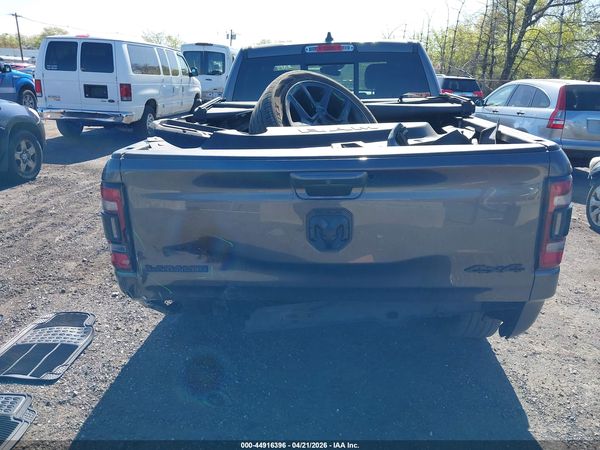 2021 RAM 1500 LARAMIE  4X4 6'4 BOX