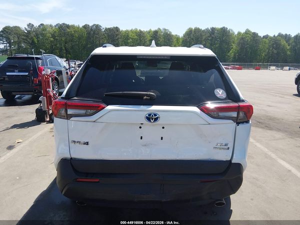 2019 TOYOTA RAV4 HYBRID XLE
