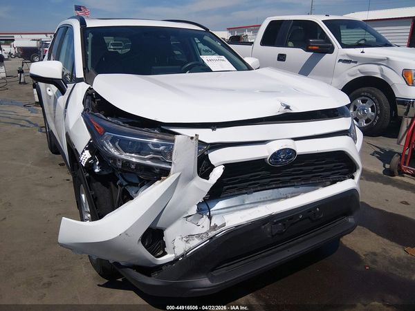 2019 TOYOTA RAV4 HYBRID XLE