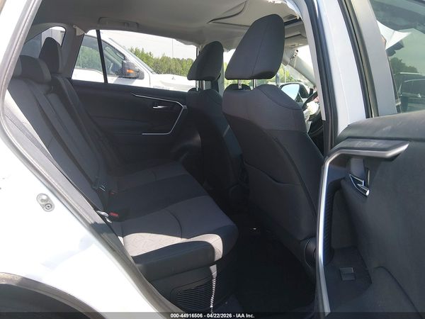 2019 TOYOTA RAV4 HYBRID XLE