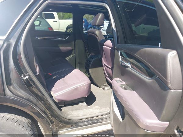 2017 CADILLAC XT5 LUXURY