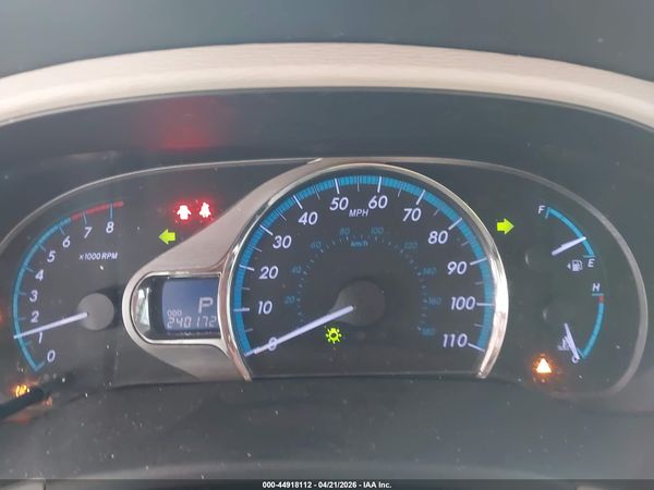 2014 TOYOTA SIENNA LIMITED V6 7 PASSENGER