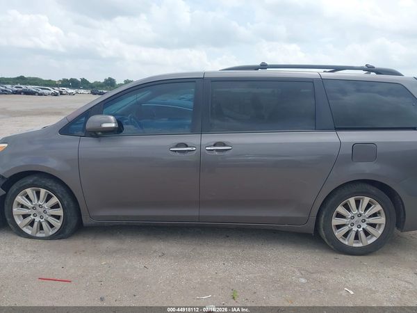 2014 TOYOTA SIENNA LIMITED V6 7 PASSENGER