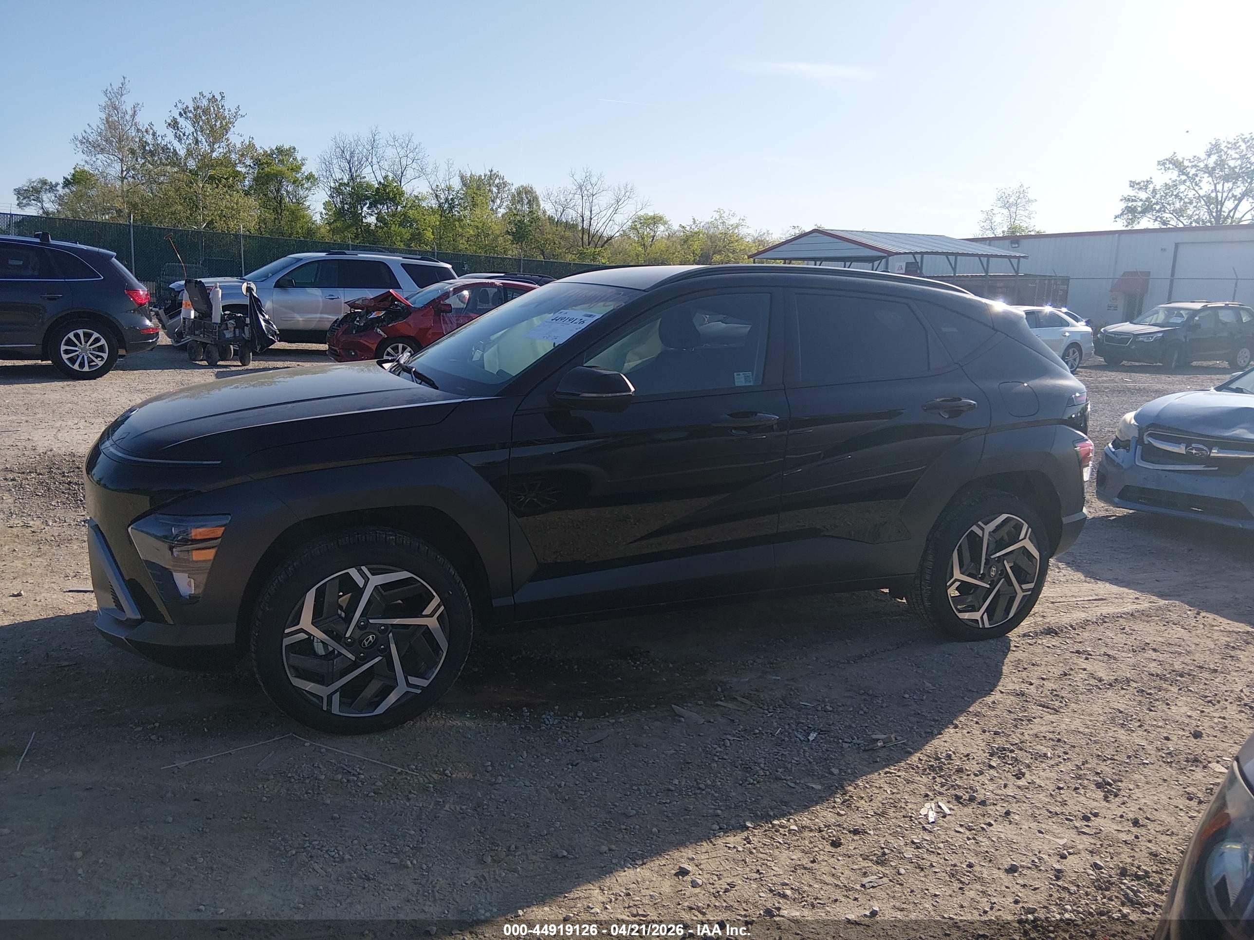 2026 HYUNDAI KONA SEL PREMIUM