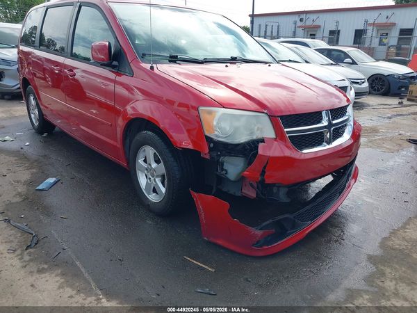 2013 DODGE GRAND CARAVAN SXT — I6
