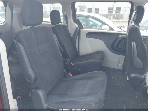 2013 DODGE GRAND CARAVAN SXT — I8
