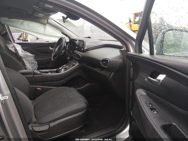 2022 HYUNDAI SANTA FE SE