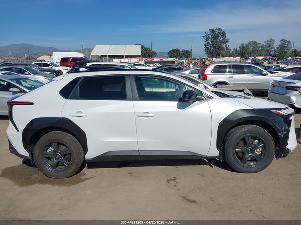 2025 TOYOTA BZ4X XLE