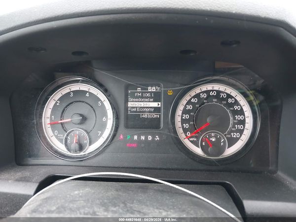 2018 RAM 1500 EXPRESS  4X4 6'4 BOX