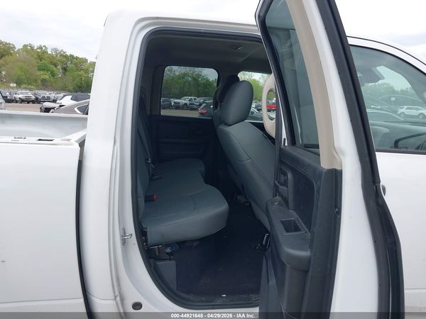 2018 RAM 1500 EXPRESS  4X4 6'4 BOX