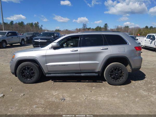 2017 JEEP GRAND CHEROKEE LAREDO 4X4
