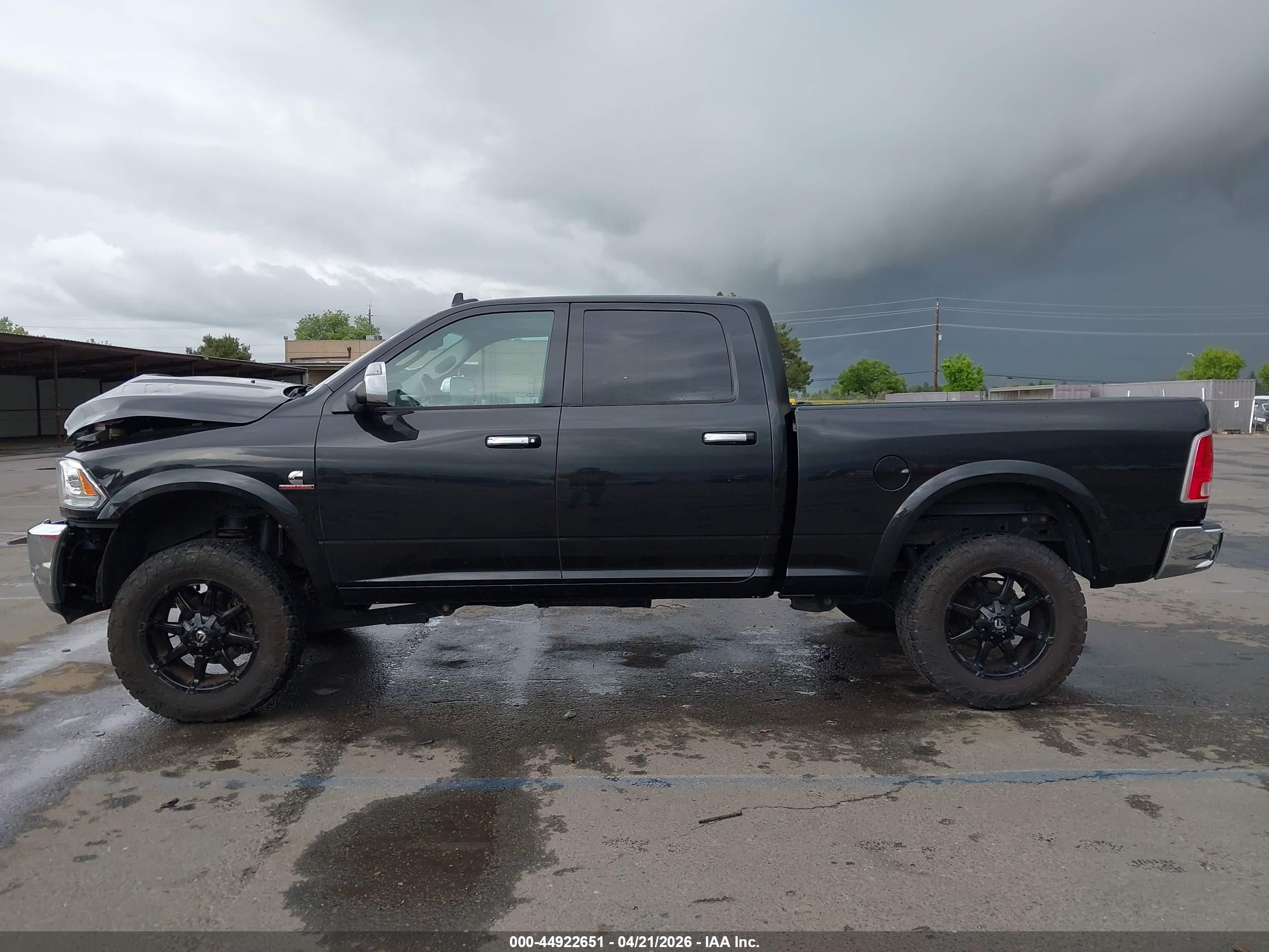 2016 RAM 2500 LARAMIE