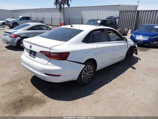 2019 VOLKSWAGEN JETTA — I4
