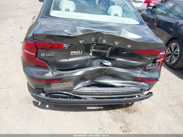 2021 VOLVO S60 T6 MOMENTUM