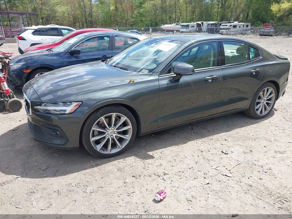 2021 VOLVO S60 T6 MOMENTUM