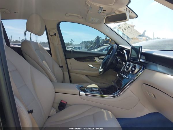 2019 MERCEDES-BENZ GLC 300 GLC300