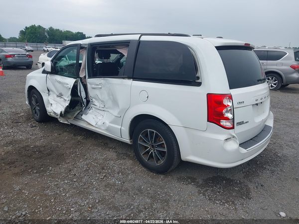 2017 DODGE GRAND CARAVAN GT — I3
