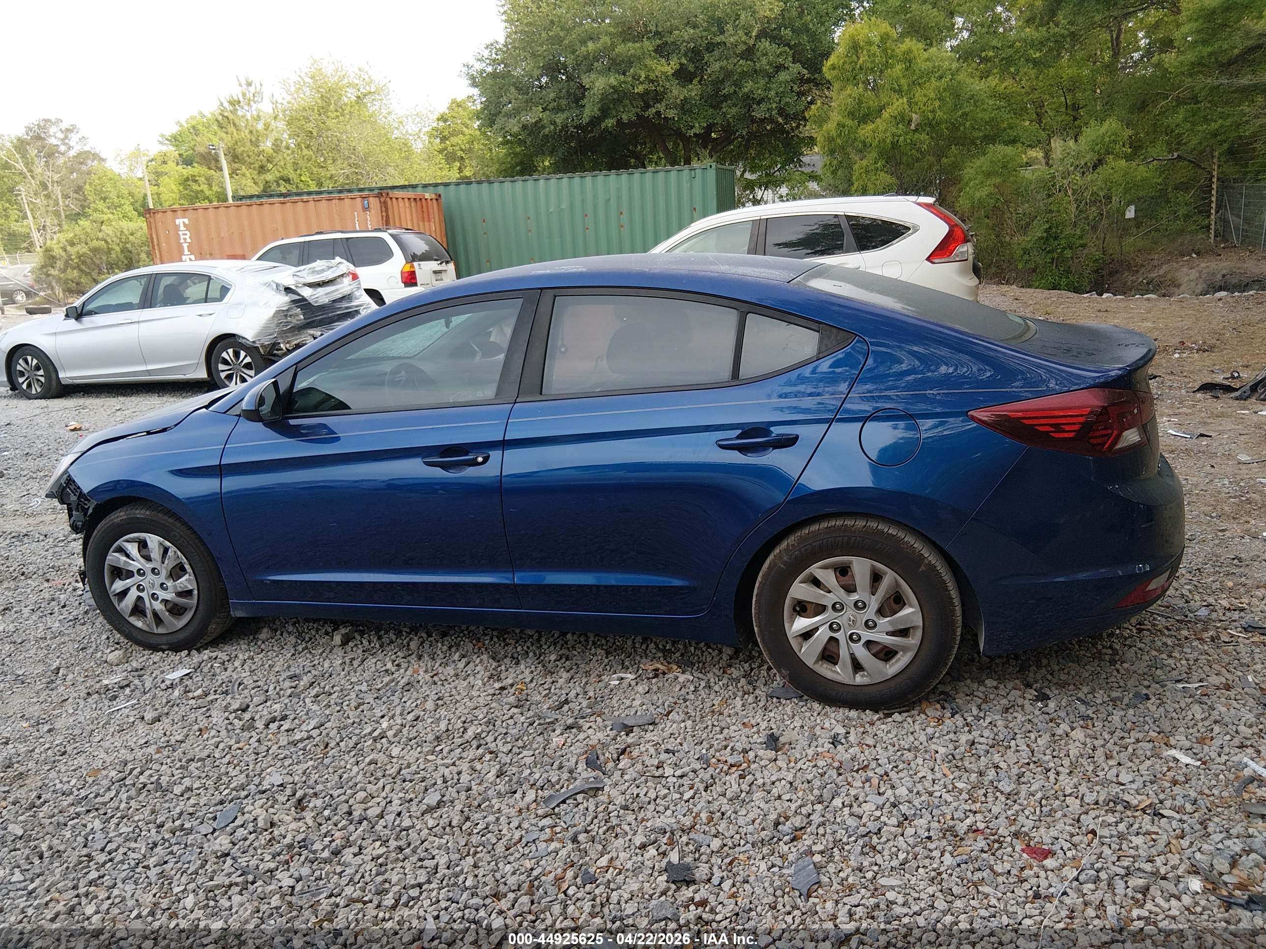 2020 HYUNDAI ELANTRA SE