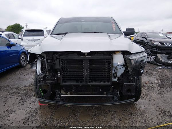 2025 RAM 1500 TRADESMAN  4X2 5'7 BOX