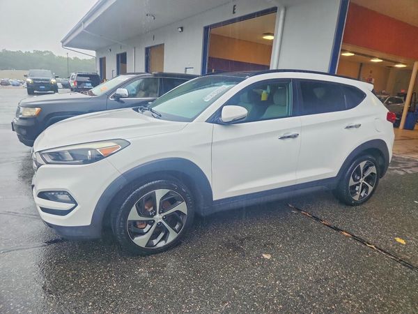 2016 HYUNDAI TUCSON