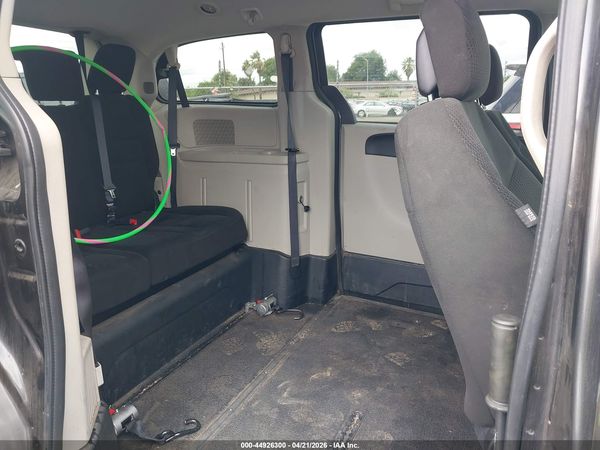 2017 DODGE GRAND CARAVAN SE — I8