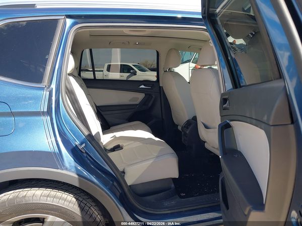 2018 VOLKSWAGEN TIGUAN 2.0T SEL PREMIUM — I8
