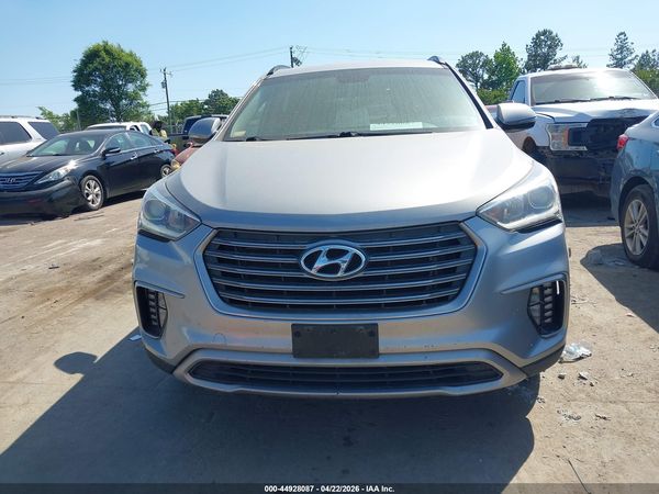 2018 HYUNDAI SANTA FE SE