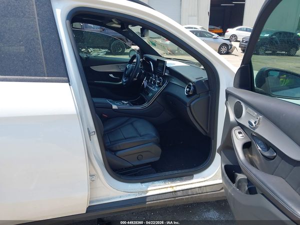 2019 MERCEDES-BENZ GLC 300 GLC300
