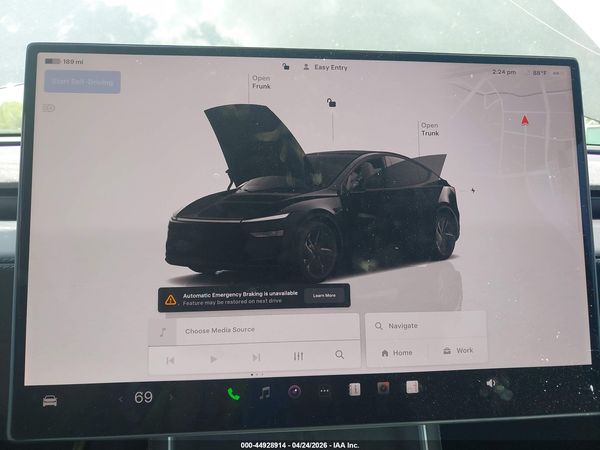 2026 TESLA MODEL Y