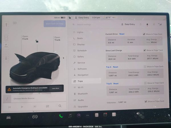 2026 TESLA MODEL Y