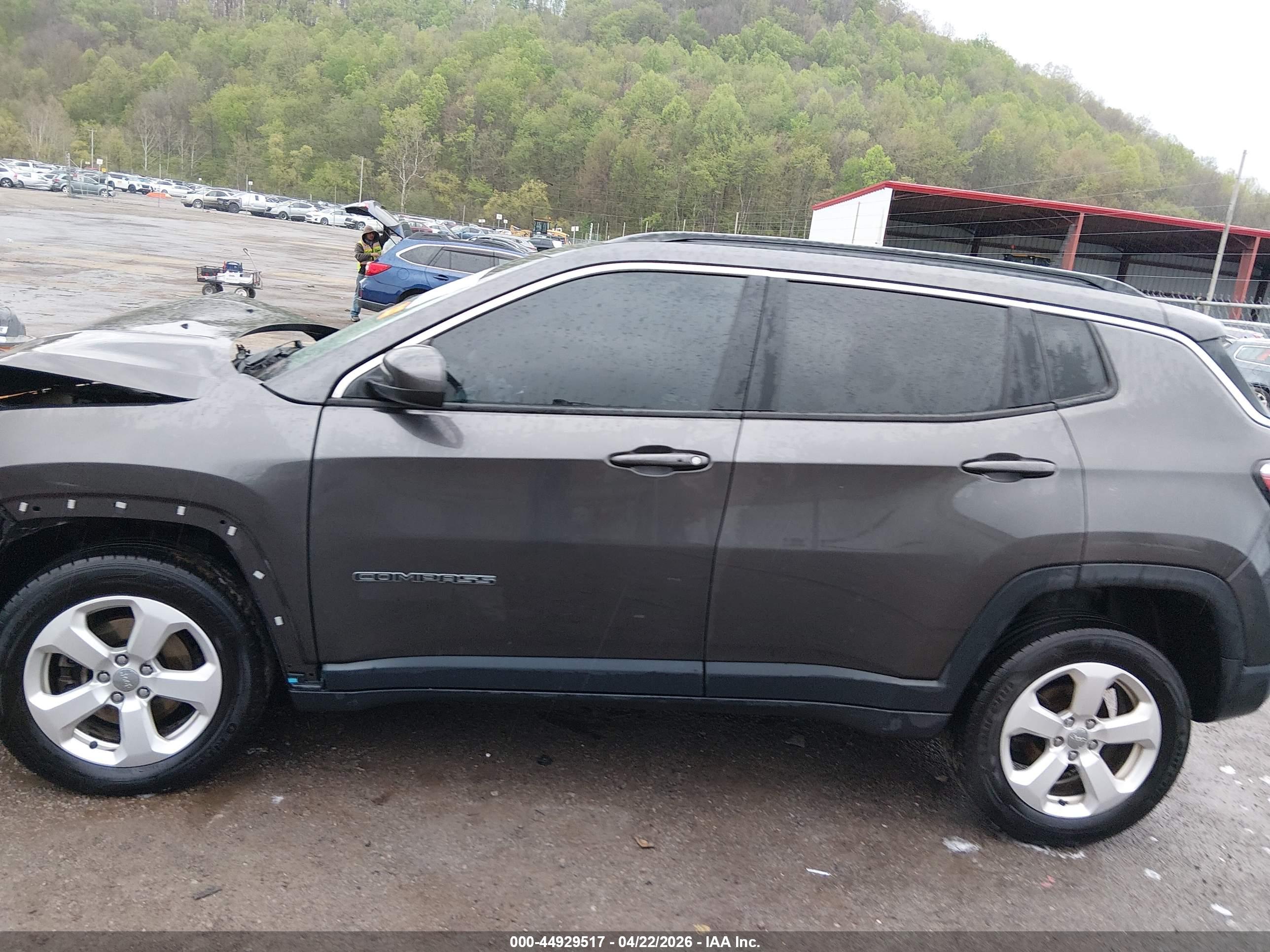 2019 JEEP COMPASS LATITUDE 4X4