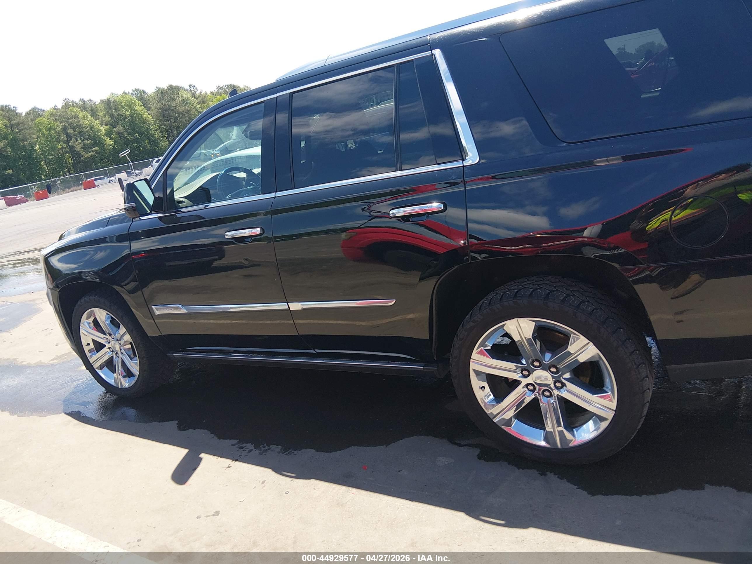 2017 CADILLAC ESCALADE PREMIUM LUXURY