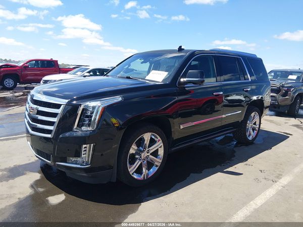 2017 CADILLAC ESCALADE PREMIUM LUXURY