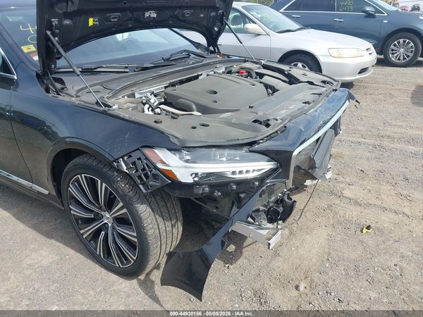 2024 VOLVO S90 B6 PLUS